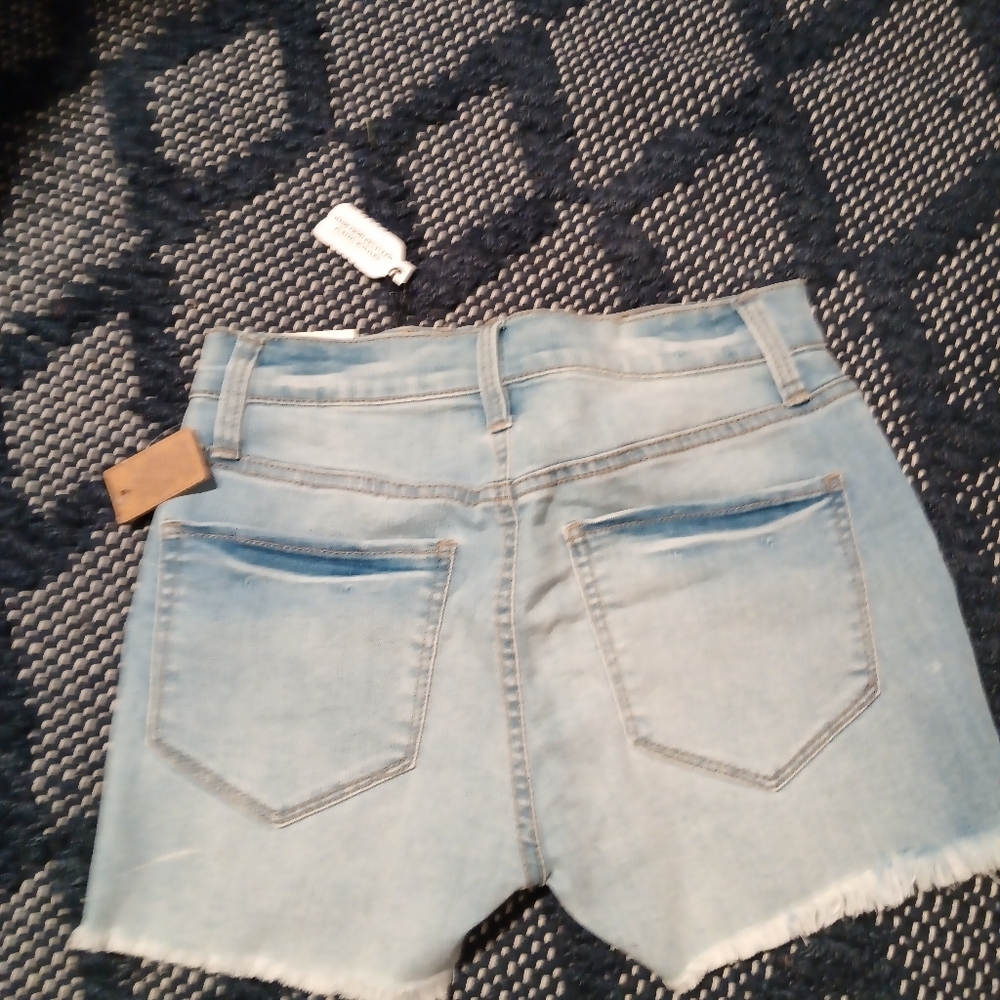 Shorts - Picture 2 of 2